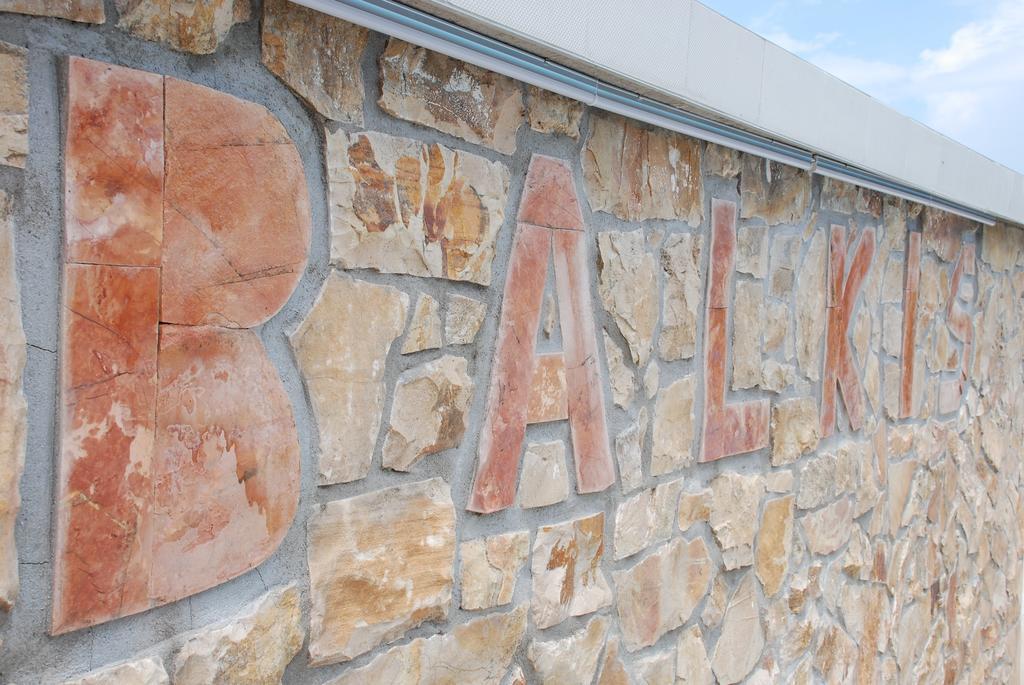 Resort Balkis Laktasi Exterior photo